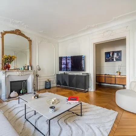 Apartment Sublime Haussmannien *